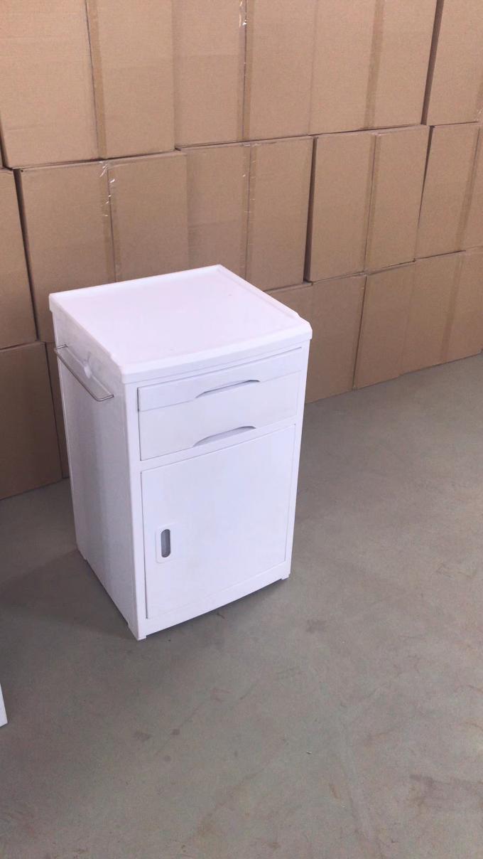 โต๊ะข้างเตียงทางการแพทย์ ABS ตู้ข้างเตียงปรับระดับได้ White 0