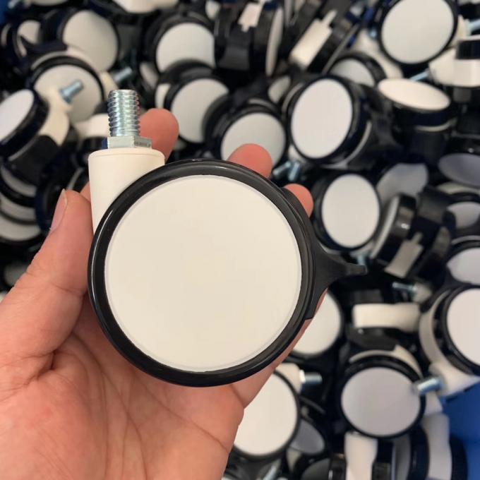 PU TPR วัสดุ M12X25MM ล้อเลื่อนทางการแพทย์พร้อมระบบเซ็นทรัลล็อคเบรค 1
