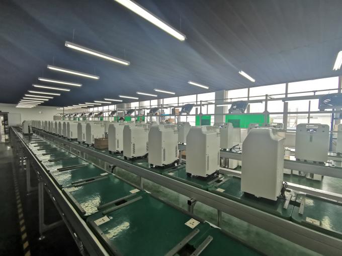 เครื่องผลิตออกซิเจนทางการแพทย์ 5L Concentrator สีขาว 0