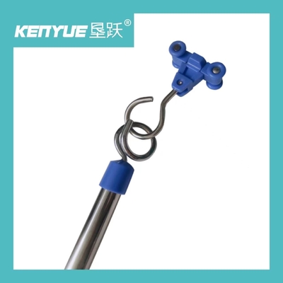 ซื้อ โรงพยาบาลโลหะพลาสติก IV Infusion Stand สีฟ้าพร้อมตะขอ การผลิตออนไลน์