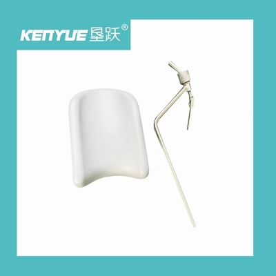 ซื้อ เตียงสูติกรรมทางการแพทย์วัสดุ PU โฟมที่พักเท้าในสีต่างๆ การผลิตออนไลน์