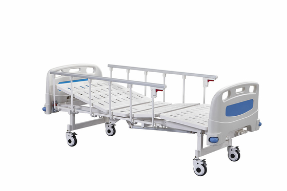 ซื้อ Metal Double Rocker Manual Hospital Bed สีขาวและสีน้ำเงิน การผลิตออนไลน์