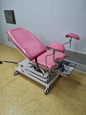 เตียงสูติ-นรีเวชวิทยา เตียงสูติกรรมพิเศษ สีชมพู