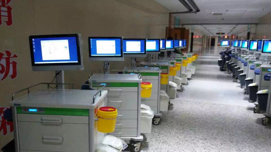 รถเข็นยาคอมพิวเตอร์สำหรับรถเข็นเวิร์กสเตชันของโรงพยาบาลด้วยไฟฟ้า