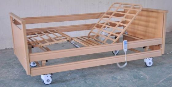 ผู้ป่วยไม้ Siderails พับได้สองฟังก์ชั่น Electric Nursing CareBed
