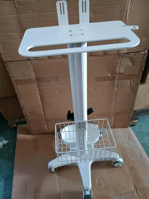 ตรวจสอบรถเข็นแพทย์เคลื่อนที่ด้วยวัสดุอลูมิเนียมสีขาวในโรงพยาบาล